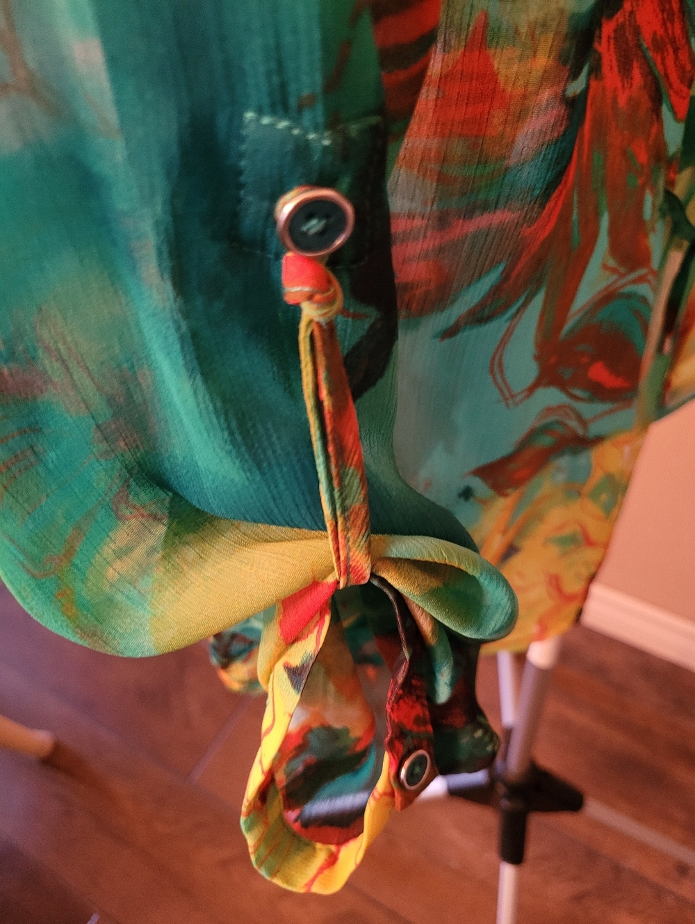 TRIBAL Sheer Floral Print V-Neck Blouse - Picture 5 of 6